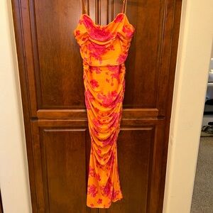 Logan dress from Selfie Leslie